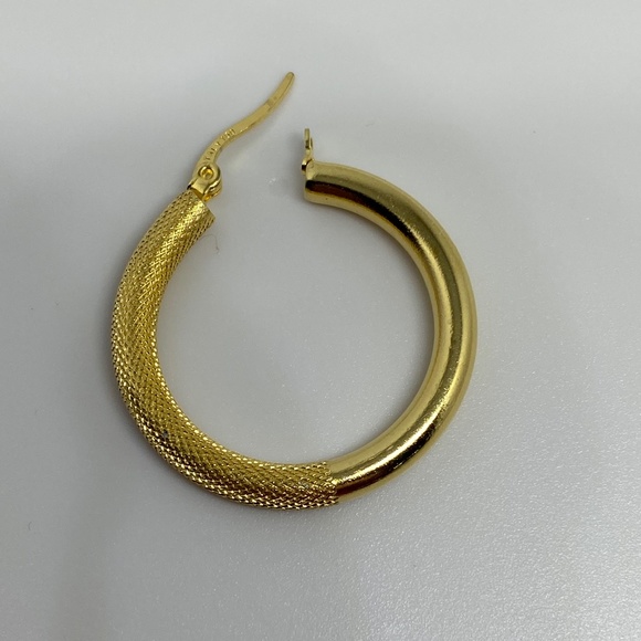18K Solid Gold Two-Tone Earrings - Picture 4 of 5